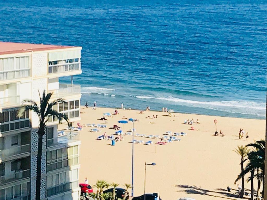 Martina Maria Beach Benidorm Luaran gambar