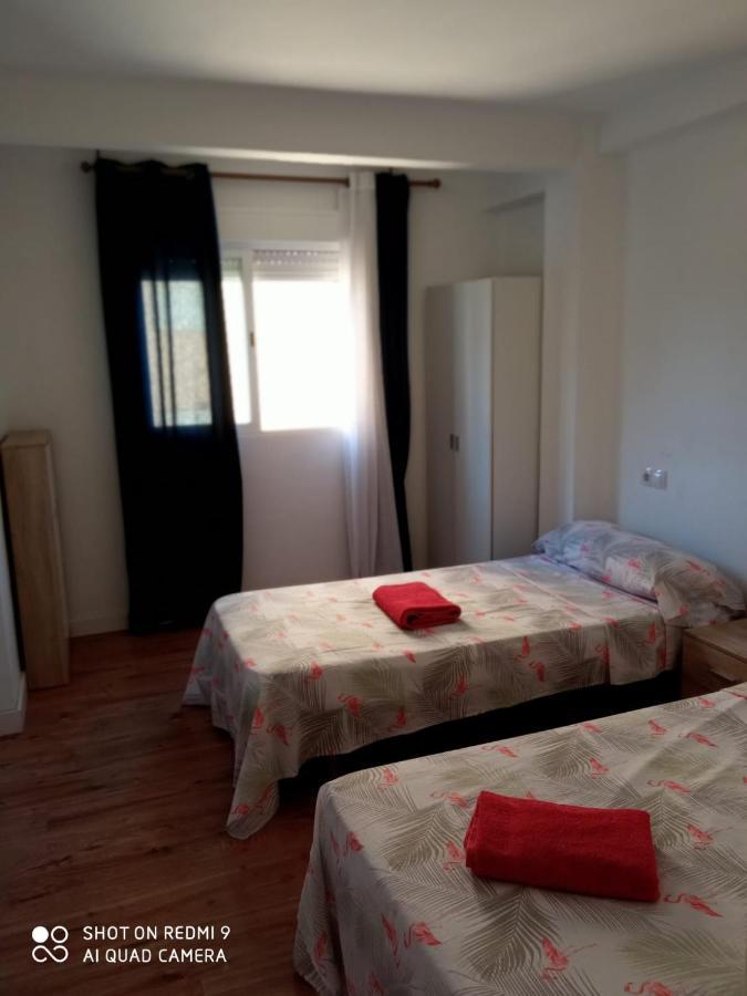 Martina Maria Beach Benidorm Luaran gambar