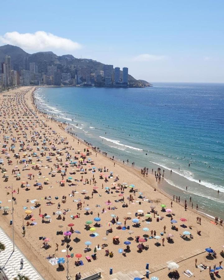 Martina Maria Beach Benidorm Luaran gambar